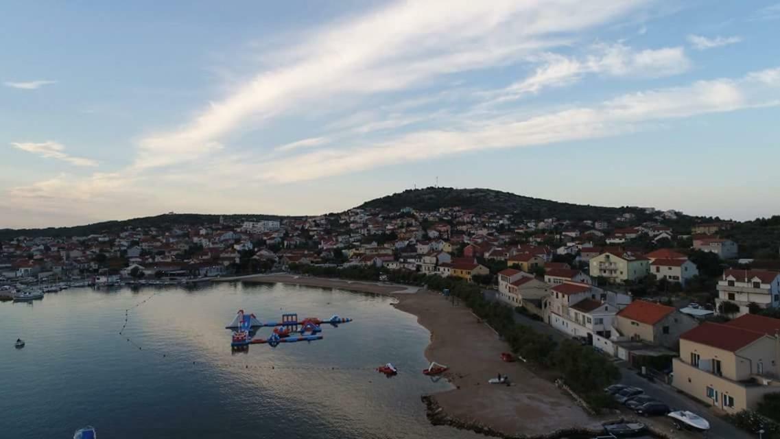 Kate With Sea View, Balcony And Parking, Murter, Dalmatia *