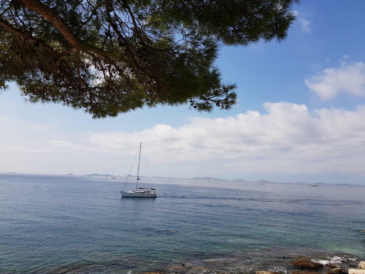 Apartmán Kate With Sea View, Balcony And Parking, Murter, Dalmatia *
