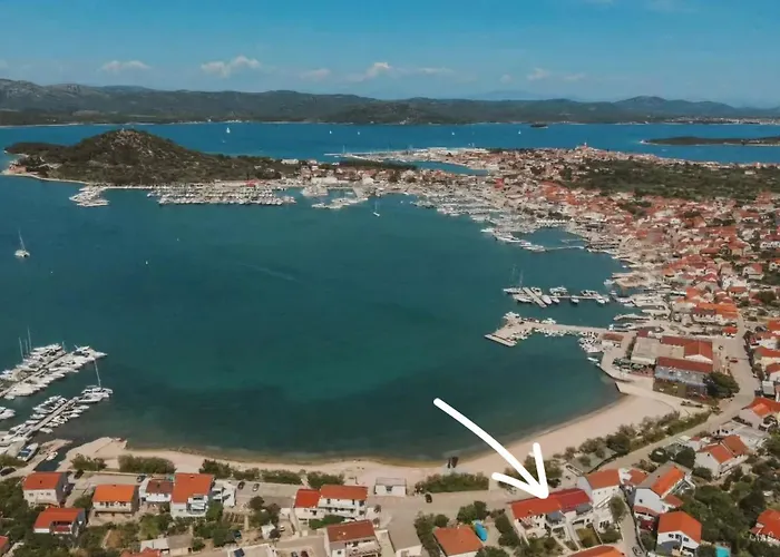 Beach Apartment Kate - Wake Up To The Sea, Terrace, Garden & Parking, Murter - Dalmatia