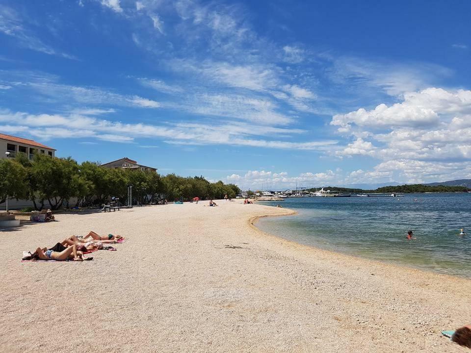 Beach Apartment Kate - Wake Up To The Sea, Terrace, Garden & Parking, Murter - Dalmatia * Murter